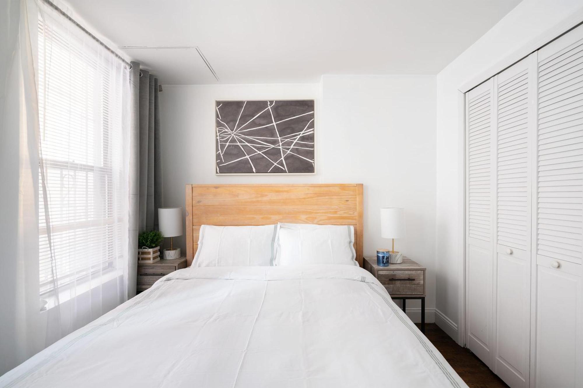 Appartement 1435-3-3 Bedrooms 2bath W D Prime Upper East