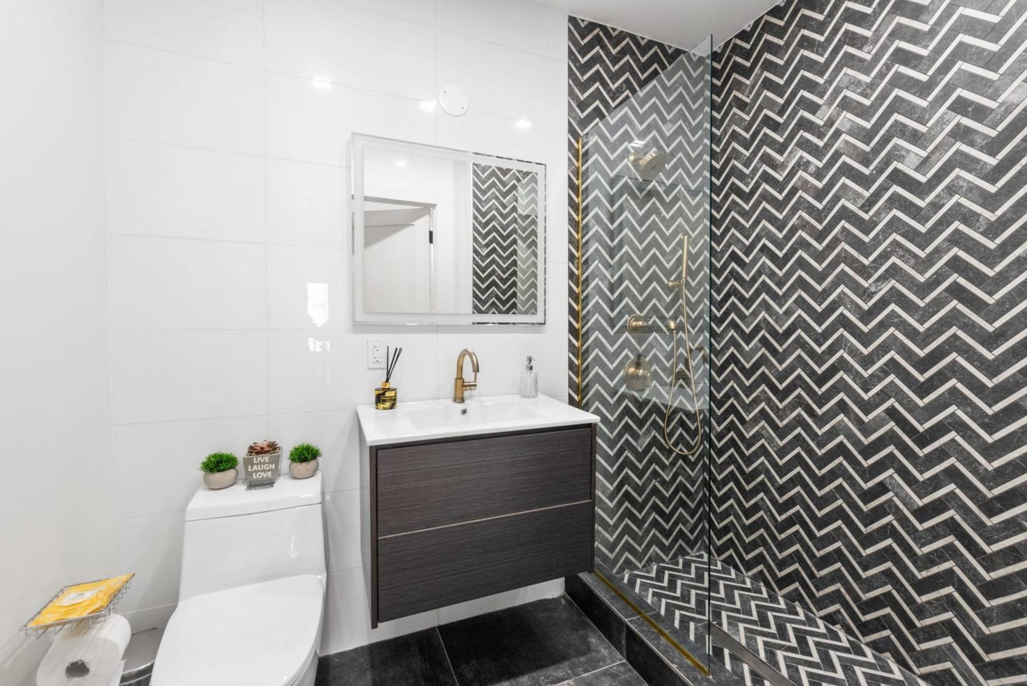 Notch 2br & 2ba Minutes From Park In Upper East Side Appartement *