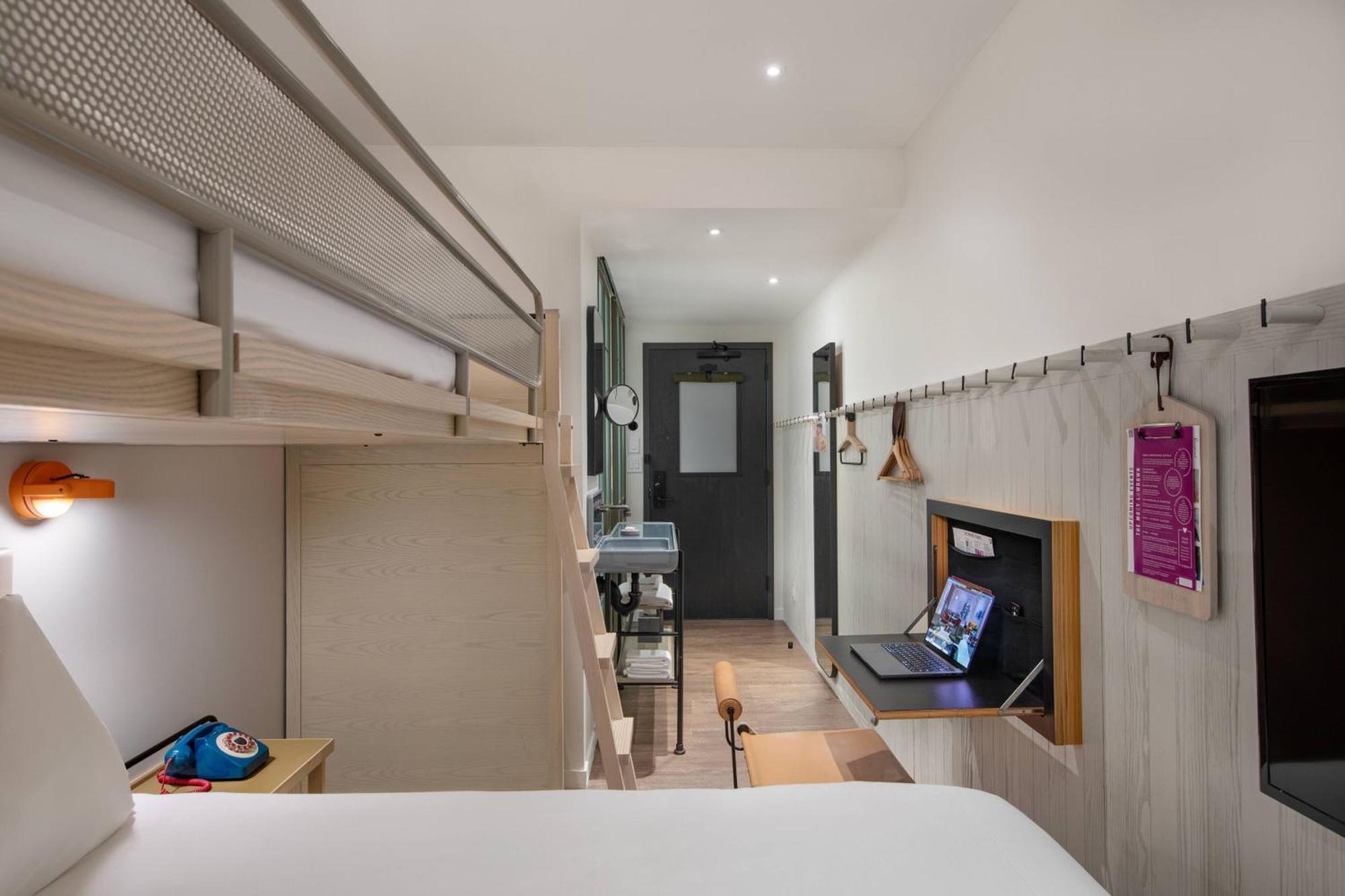 Moxy Nyc Times Square Hotel Nueva York