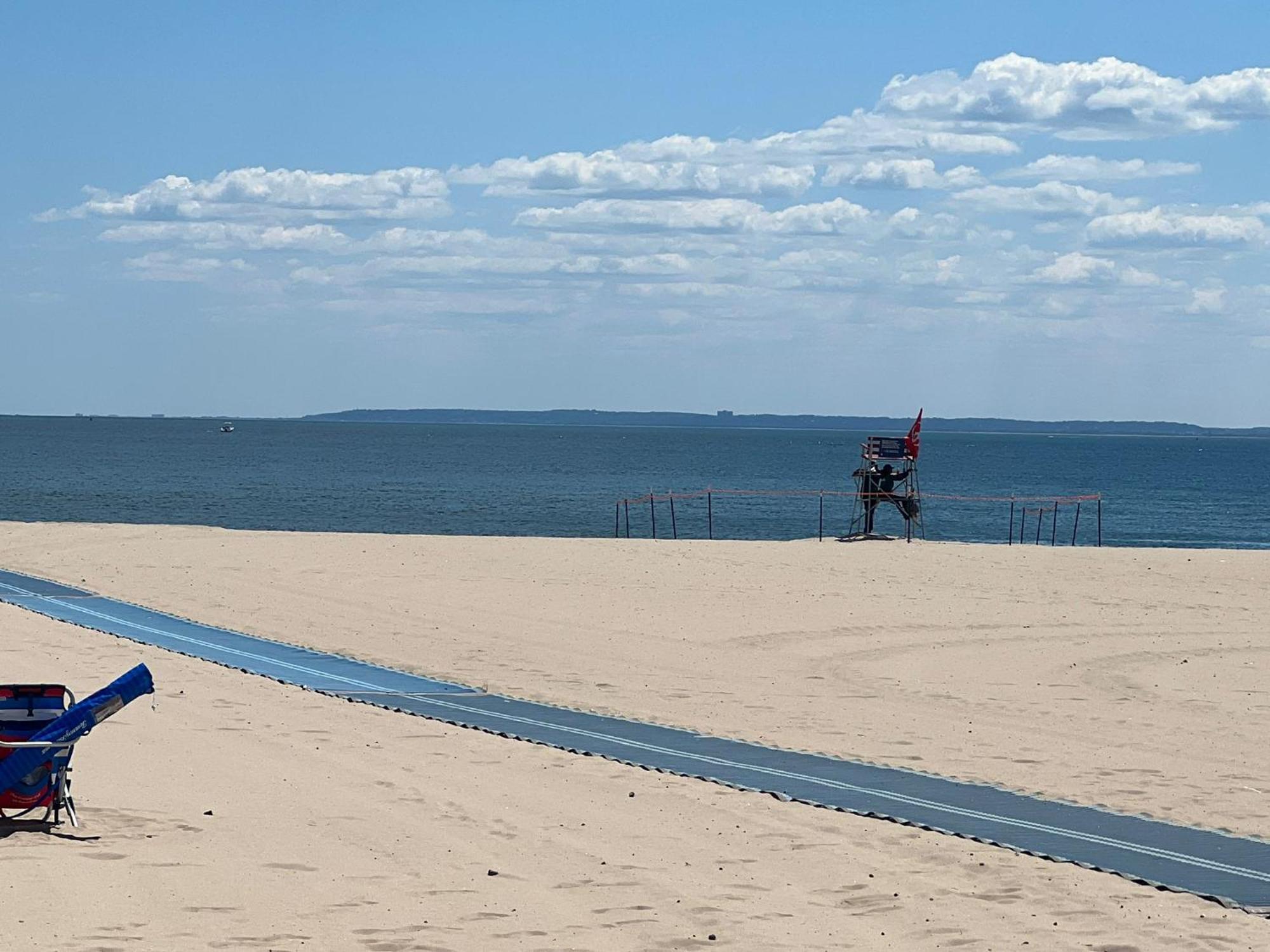 Luxury Lower Ground 2bd - Manhattan Beach Appartement New York