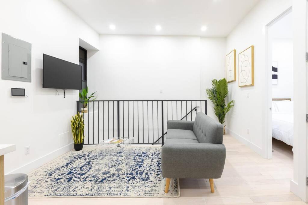 170-g 3br Duplex With Outdoor Space East Village Appartement