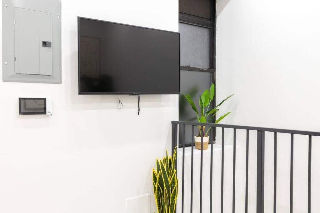 Appartement 170-g 3br Duplex With Outdoor Space East Village New York