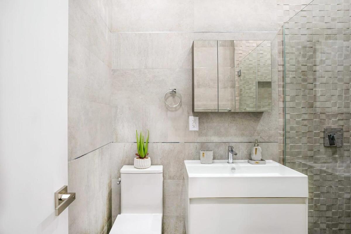 Lejlighed 317-1b Modern 1br Ues W&d *