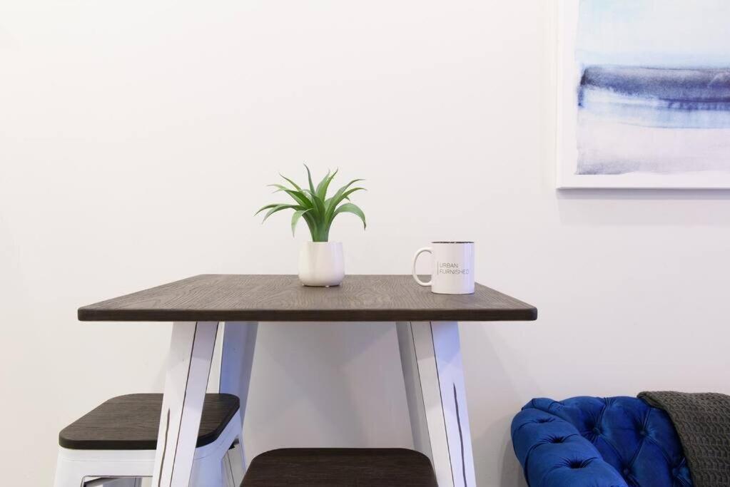 240-6 New Prime Location W&d In Unit Appartement