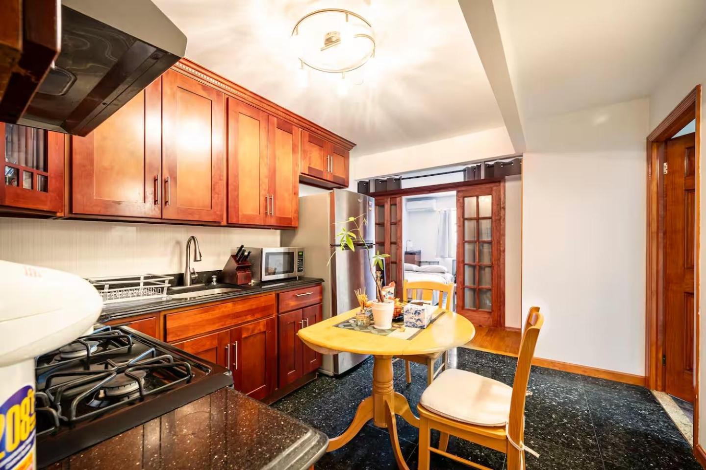 Location In Queens, Everything Is Near By Nova York