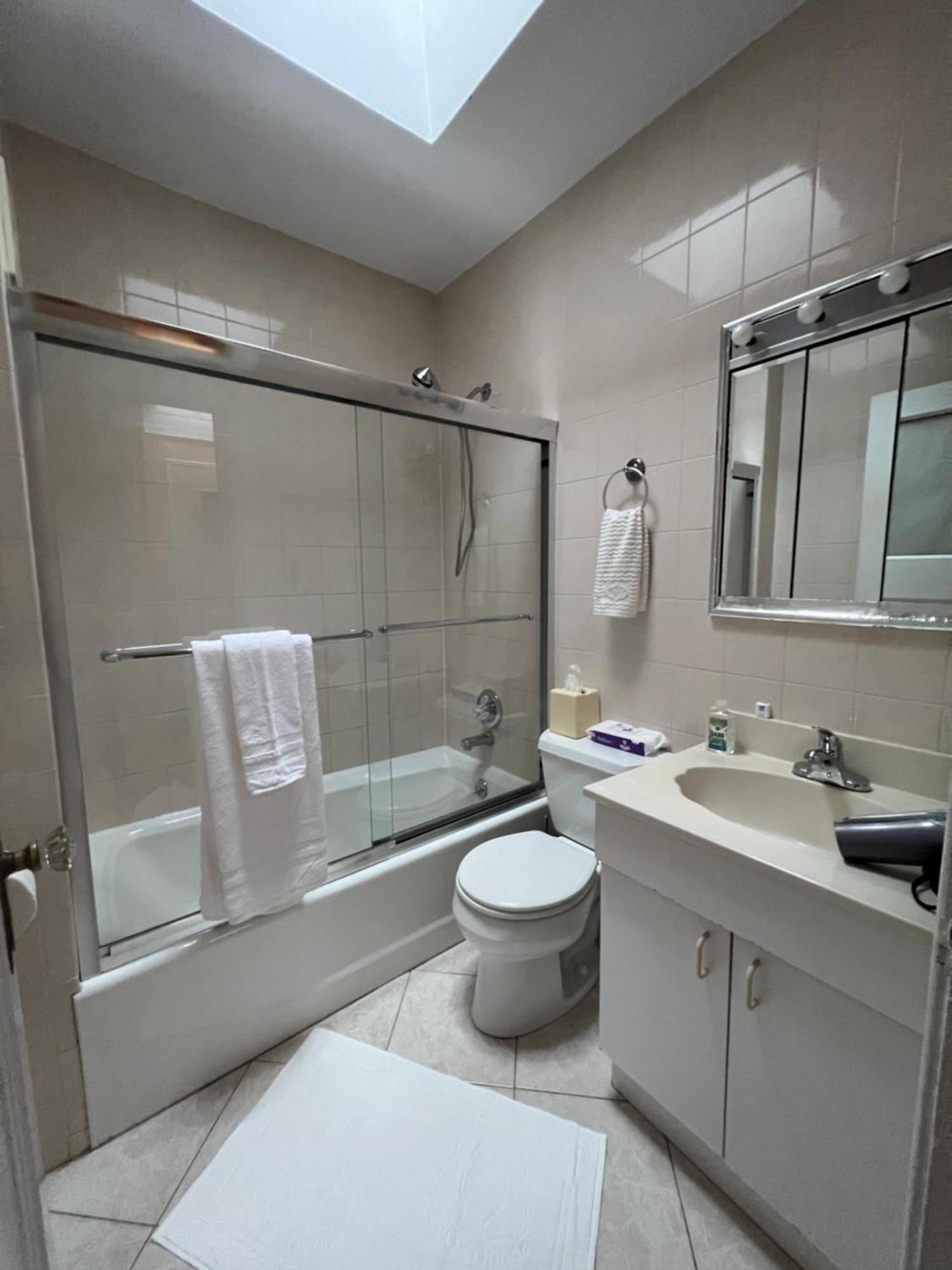 Accommodatie bij particulieren Comfort In Brooklyn - Shared With A Host House Spaces