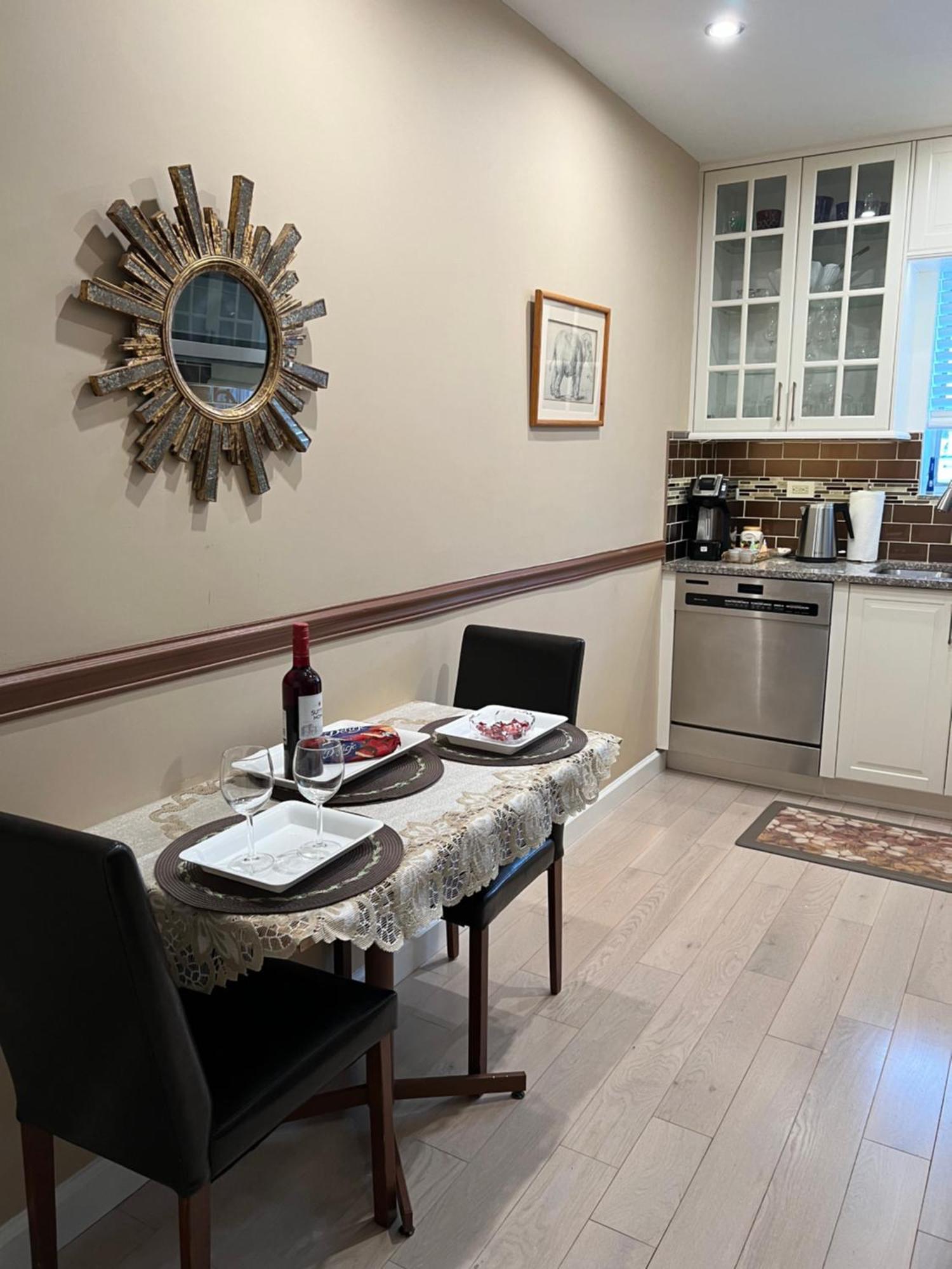 Comfort In Brooklyn - Shared With A Host House Spaces Accommodatie bij particulieren New York