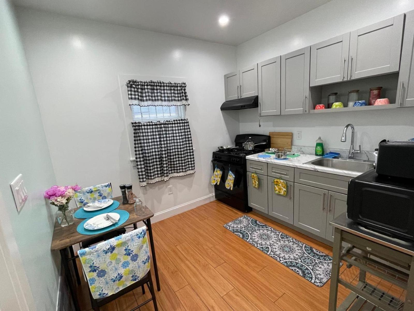 Privatunterkunft Luxury With Attached-bath Near Jfk Ny