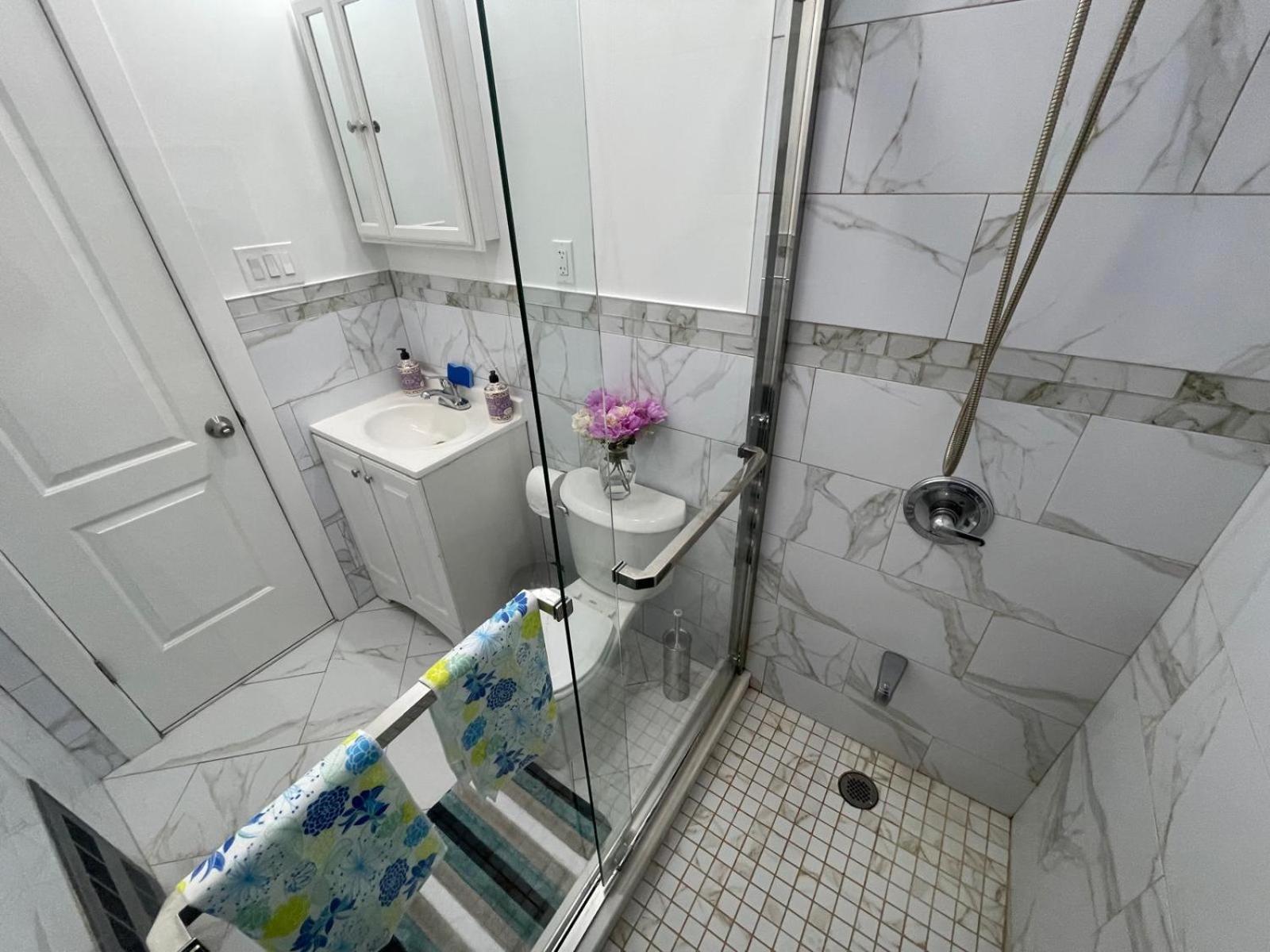 Privatunterkunft Luxury With Attached-bath Near Jfk Ny *