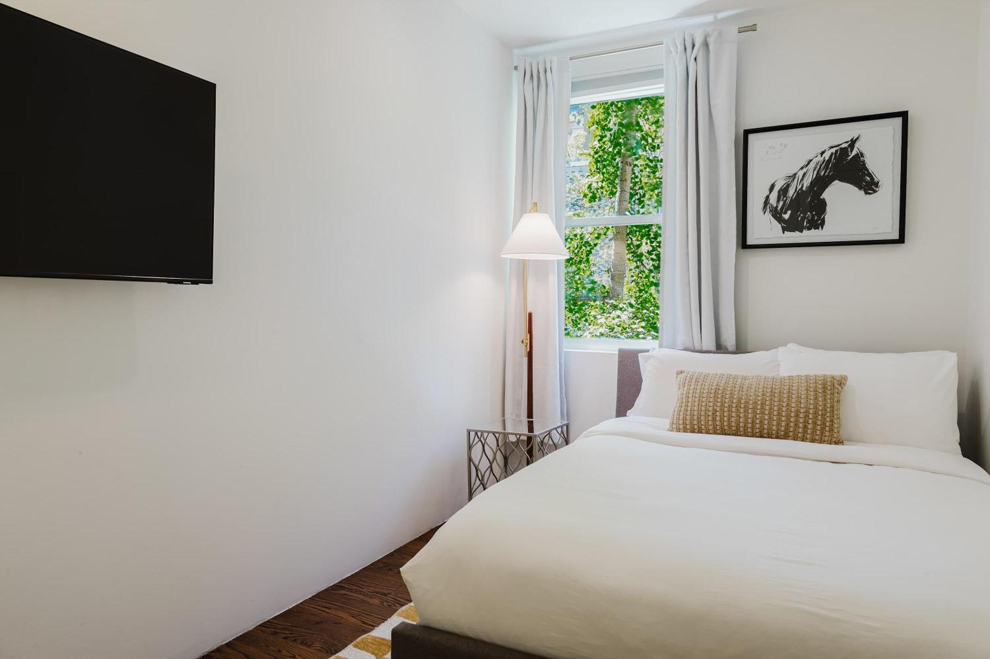 Appartement Designer In Diplomat District *
