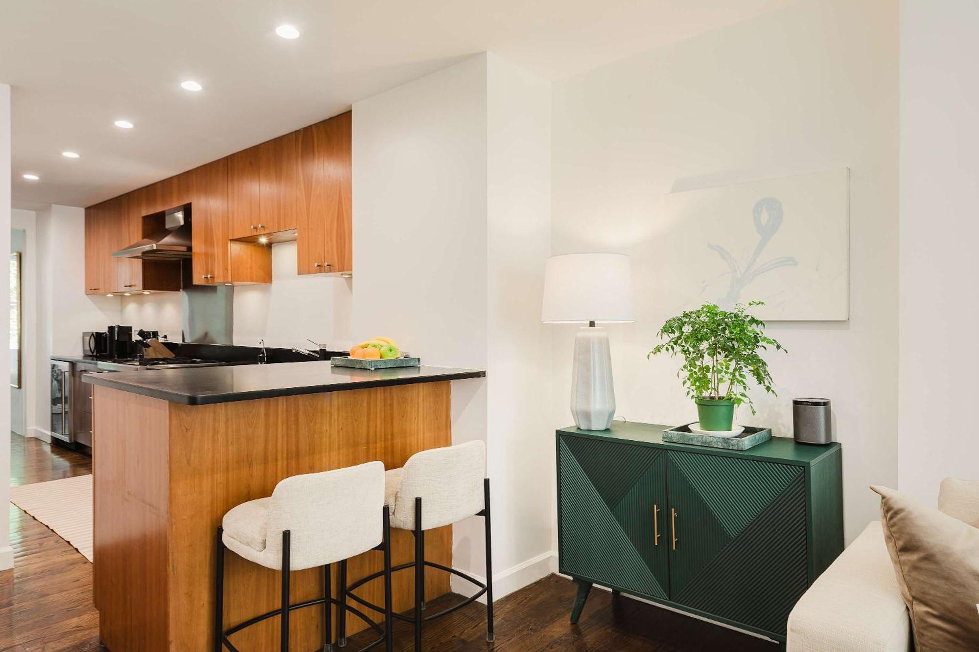 Designer In Diplomat District *