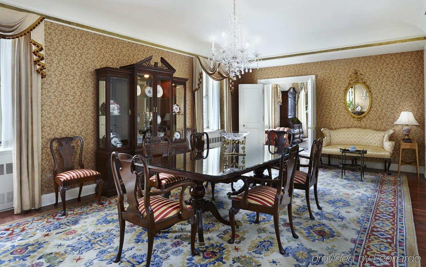 Hotel The Towers Of The Waldorf Astoria 5*