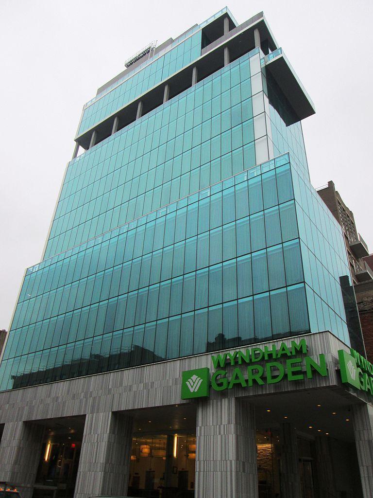 Hotel Wyndham Garden Chinatown 4*