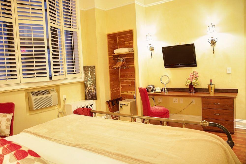 Life Hotel 4*