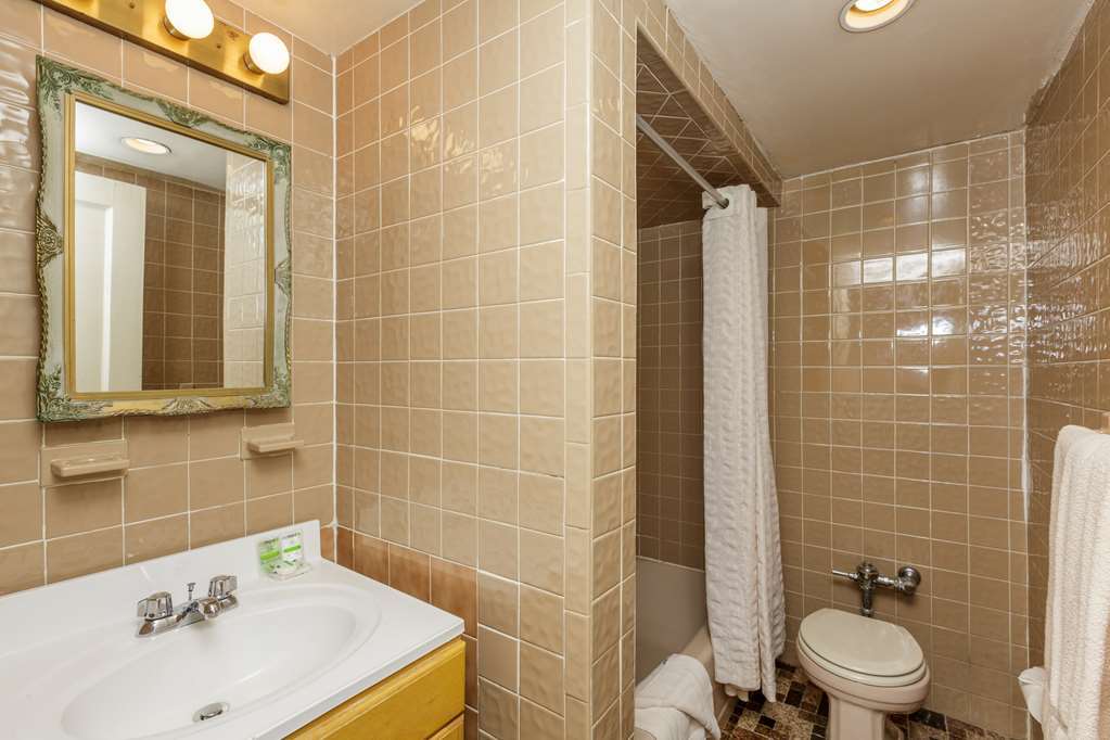 Hotel Salisbury 3*