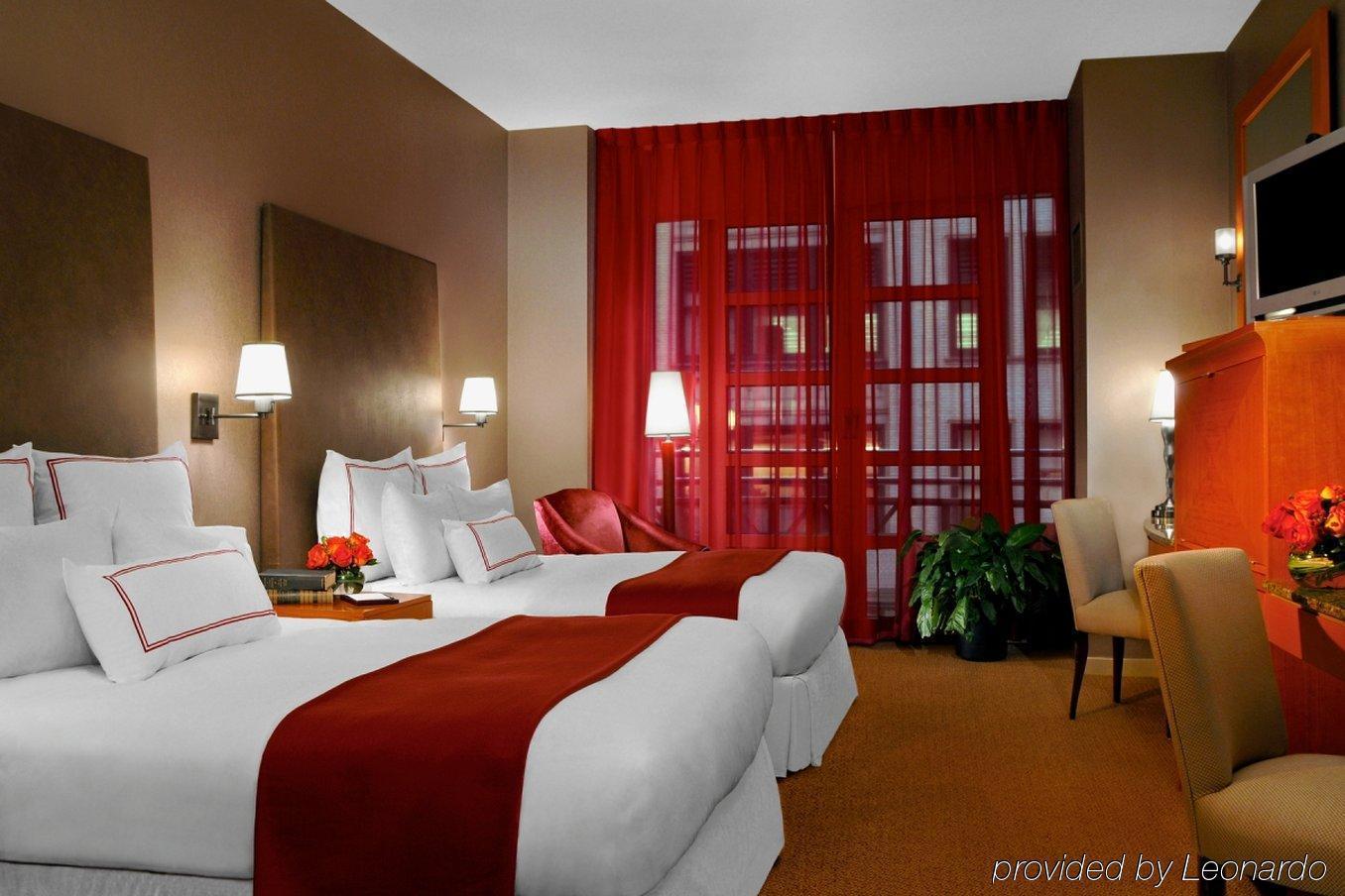 Hotel Giraffe By Library Collection New York City