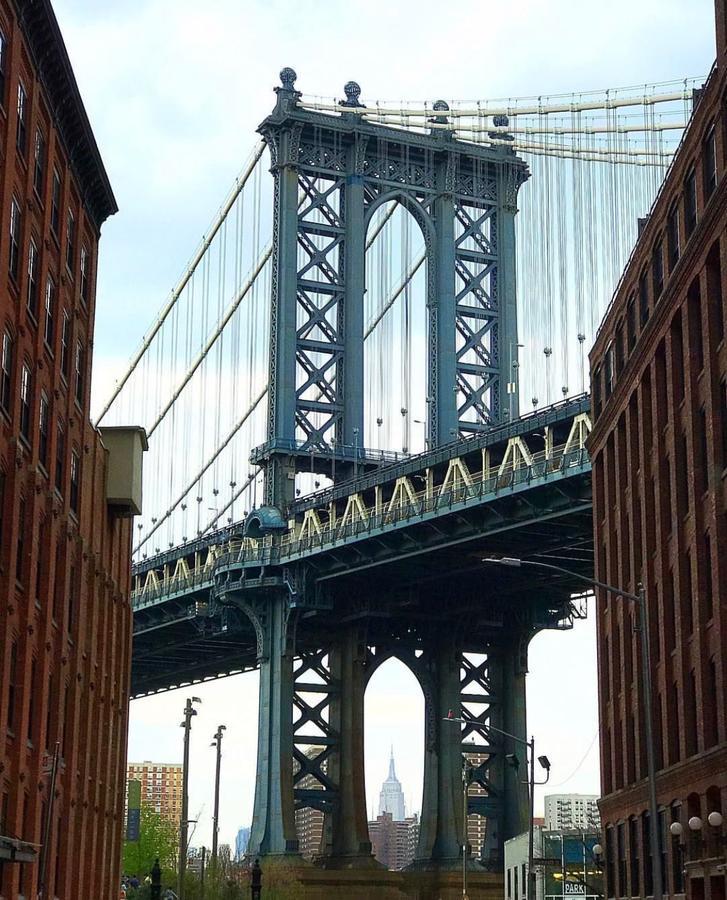 Large 1 Bedroom Chinatown Apartment New York