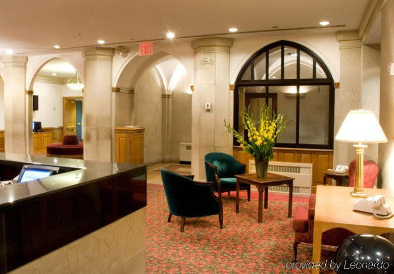 Salisbury Hotel