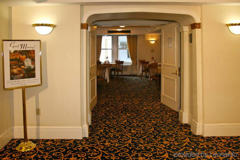 Salisbury Hotel