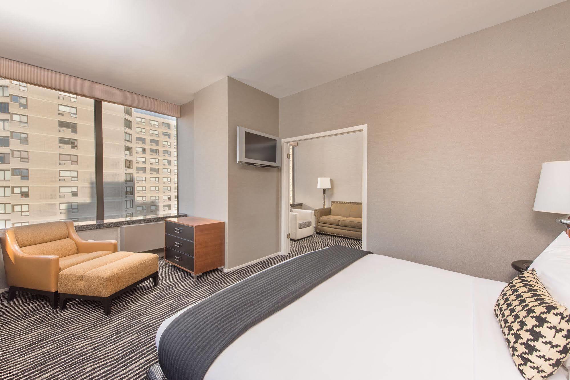 Bentley Hotel 4*