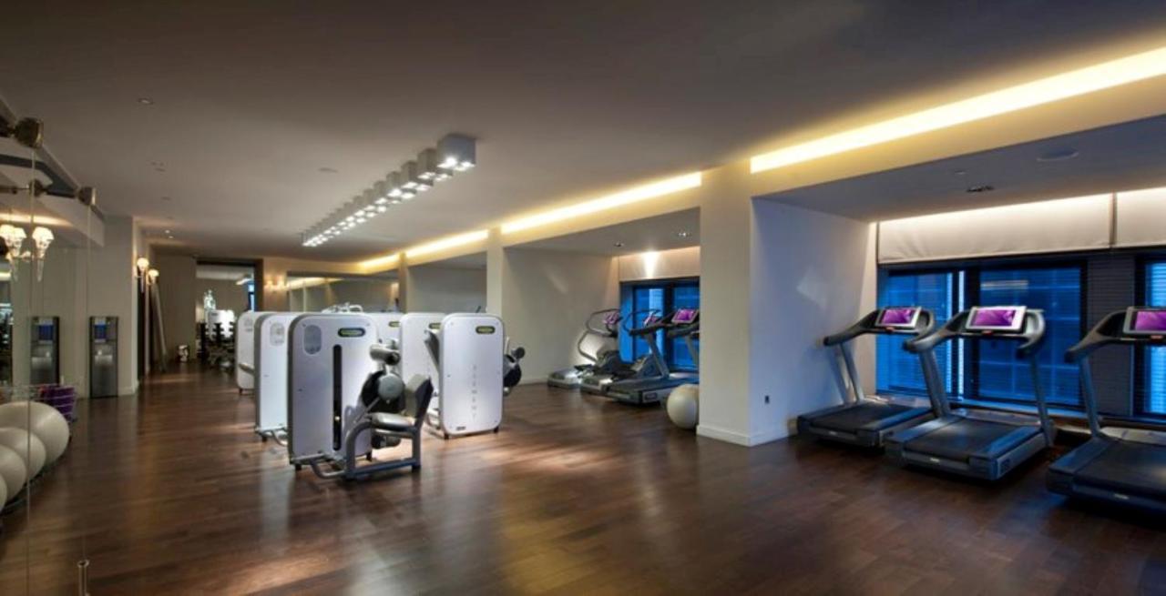 Churchill Living 95 Wall Appartement *