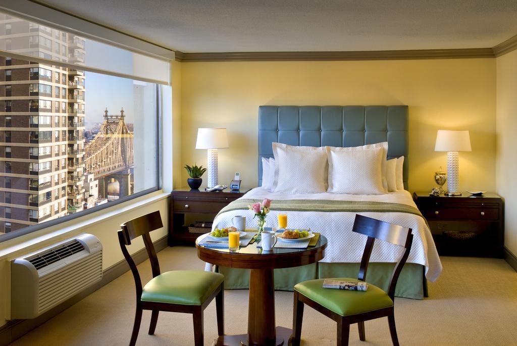 Apartamento Sutton Court Residences