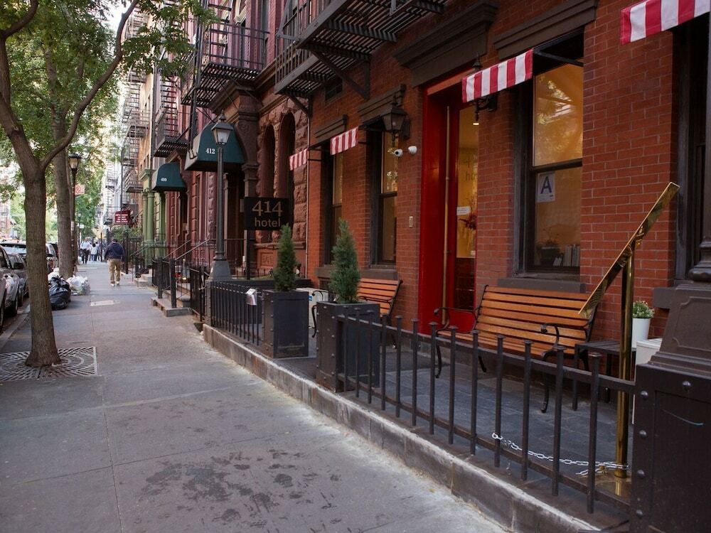 414 Hotel