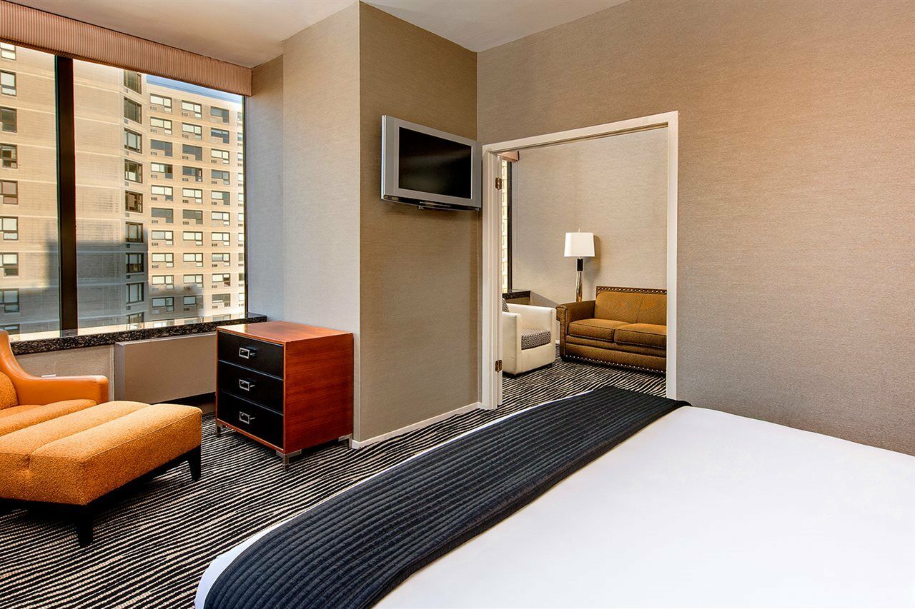Bentley Hotel 4*