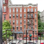 East Village 2Br W Balcony Wd Nr Subway Nyc-1191