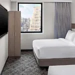 Doubletree By Hilton New York Times Square South