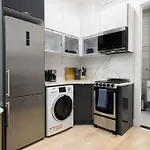 78-4D Quality 1Br W&D Skylight By Central Park