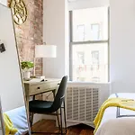 24-16 Studio Gramercy W&D Gramercy