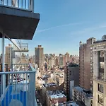Mondrian Park Avenue