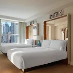 Mondrian Park Avenue