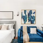24-5 Furnished Studio W&D Prime Gramercy