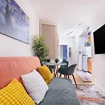 Charming 2 Bd Unit In Central Manhattan