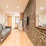 Deluxe And Stylish Apartment With Brick Wall Exposed