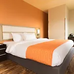 Howard Johnson By Wyndham Long Island City