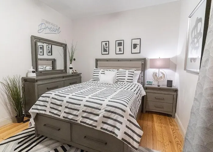 Urban Oasis At Cairyn\'S Corner With Shared Backyard