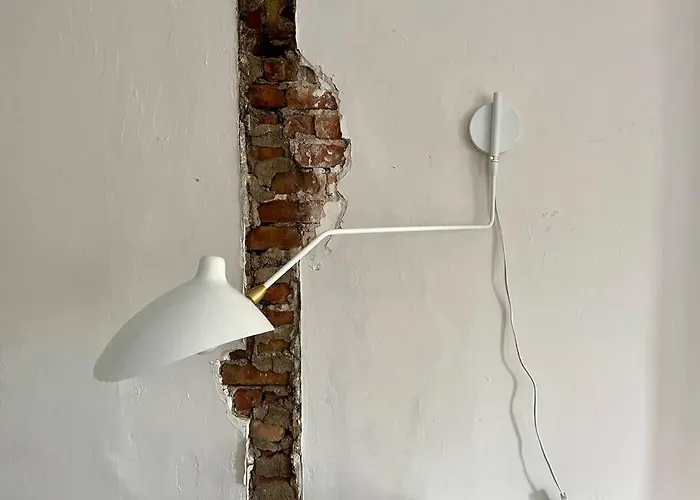 Deconstructed Loft In Greenpoint