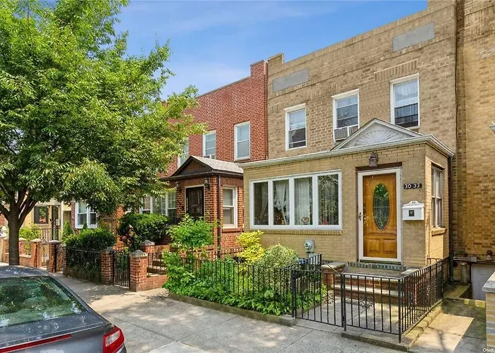 Cozy Private Apt 10 Min From Manhattan Subway!