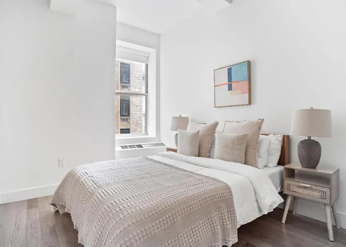 Manhattan Luxury Apartment 5