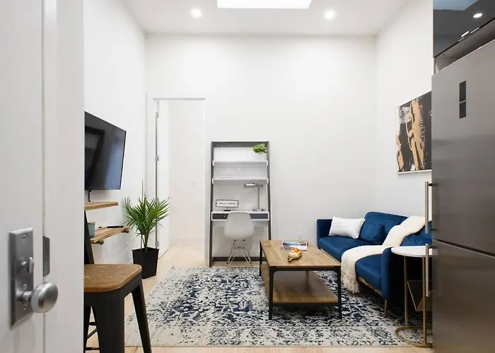 78-4D Quality 1Br W&D Skylight By Central Park