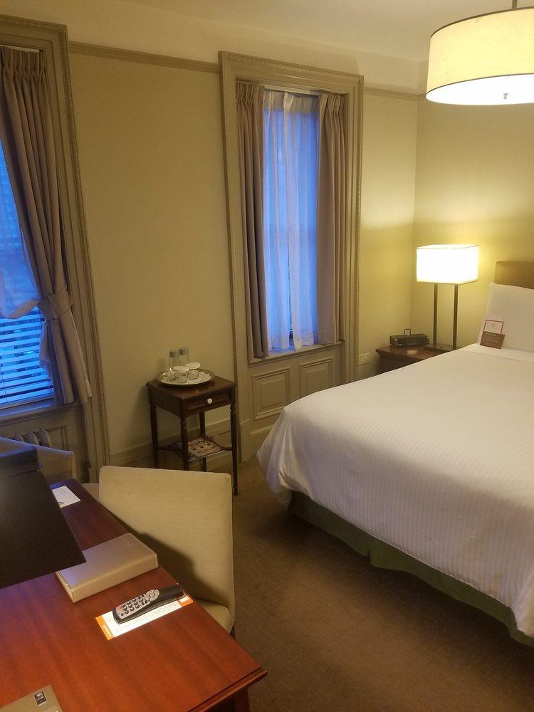 Wales 3* Nueva York