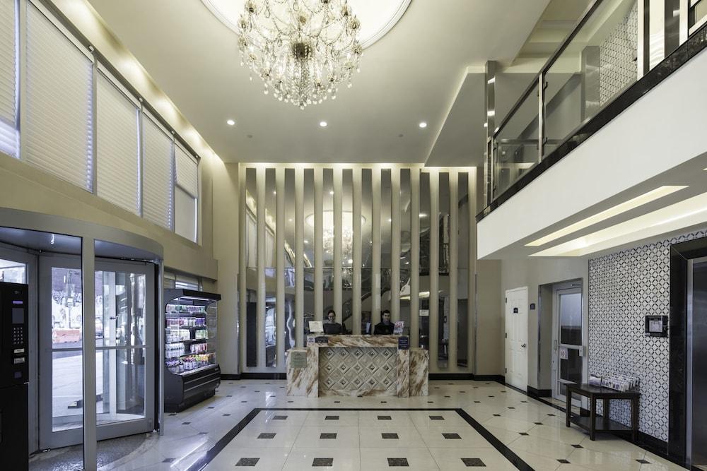 Howard Johnson By Wyndham Long Island Hotel 2*