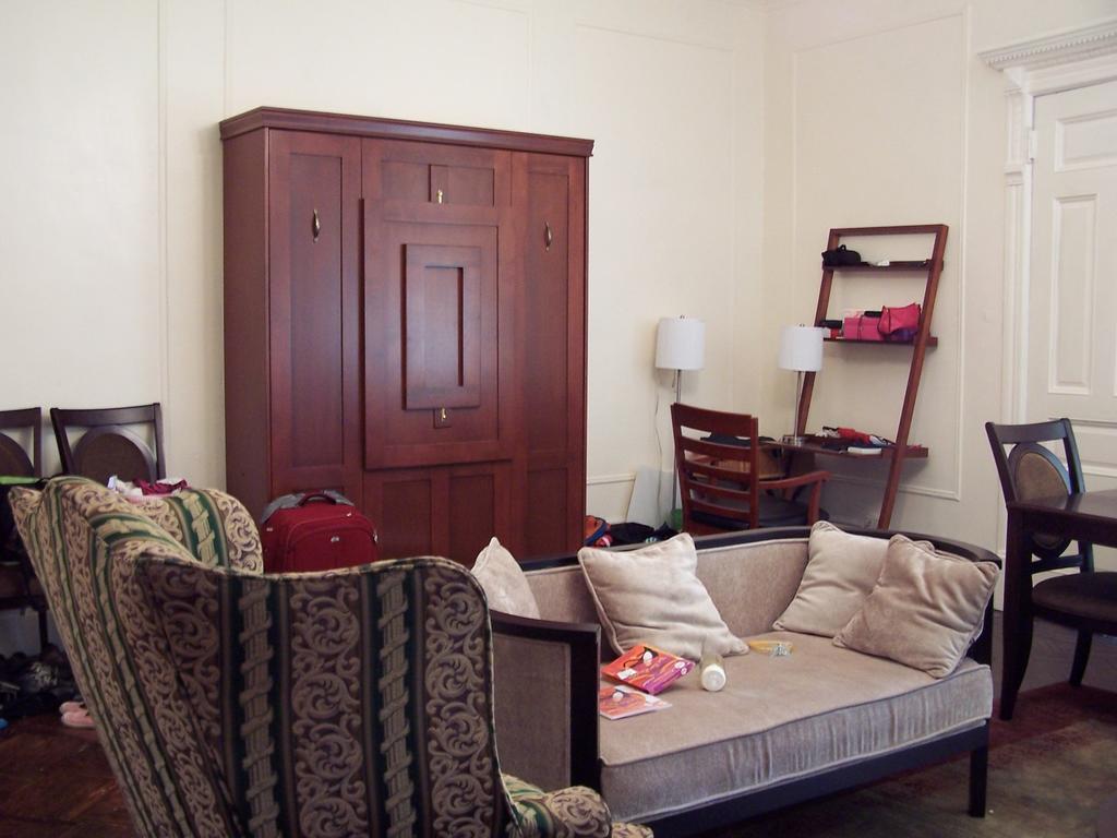 Brownstone Bed And No Breakfast * Nova York