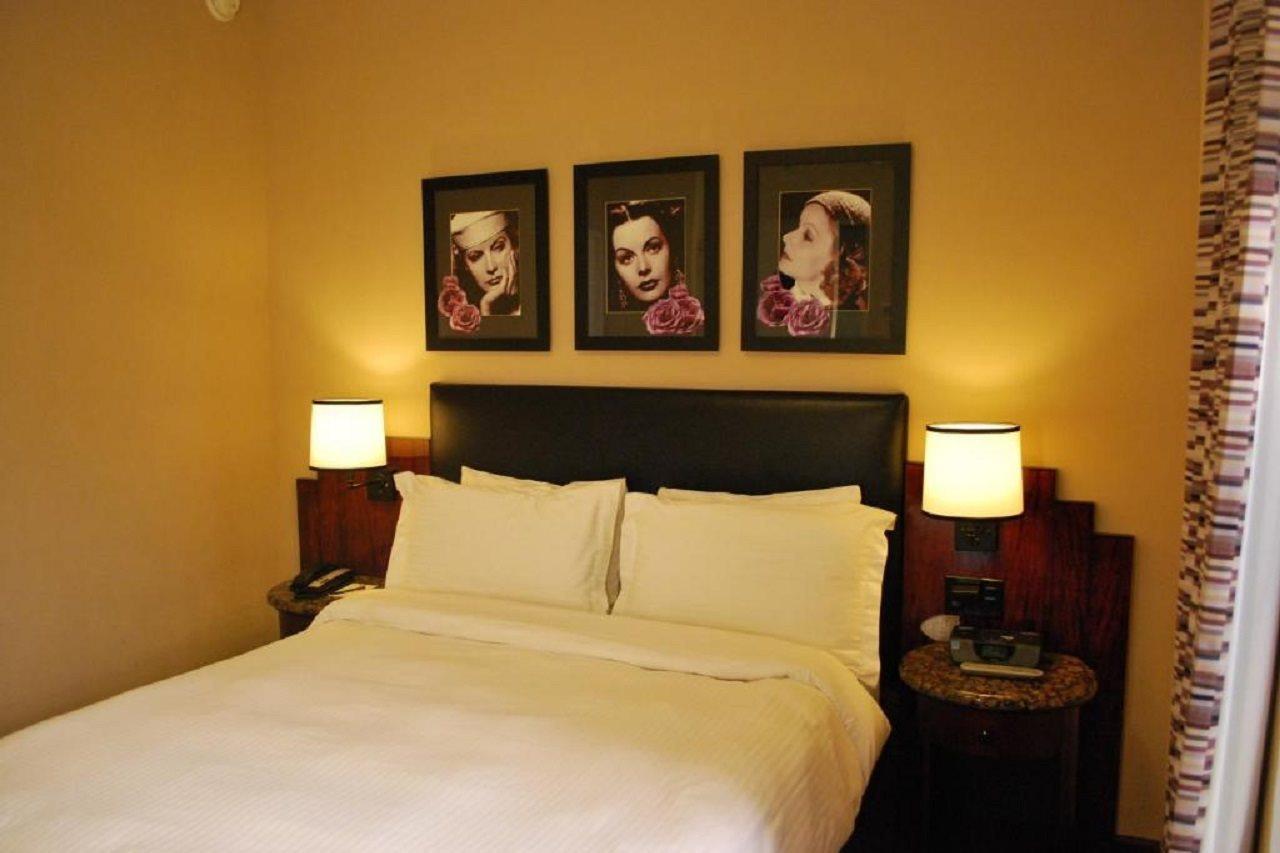 Hotel Washington Square 4*