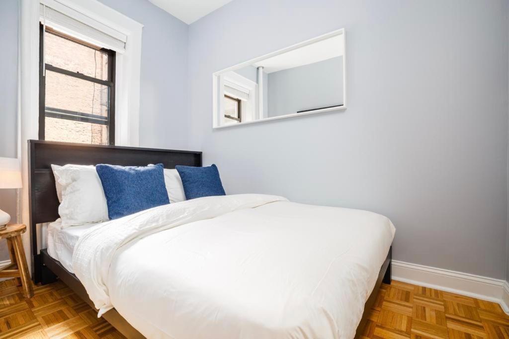 Amazing 2 Bedroom/3bed Full Time Square/broadway/central Park Appartement