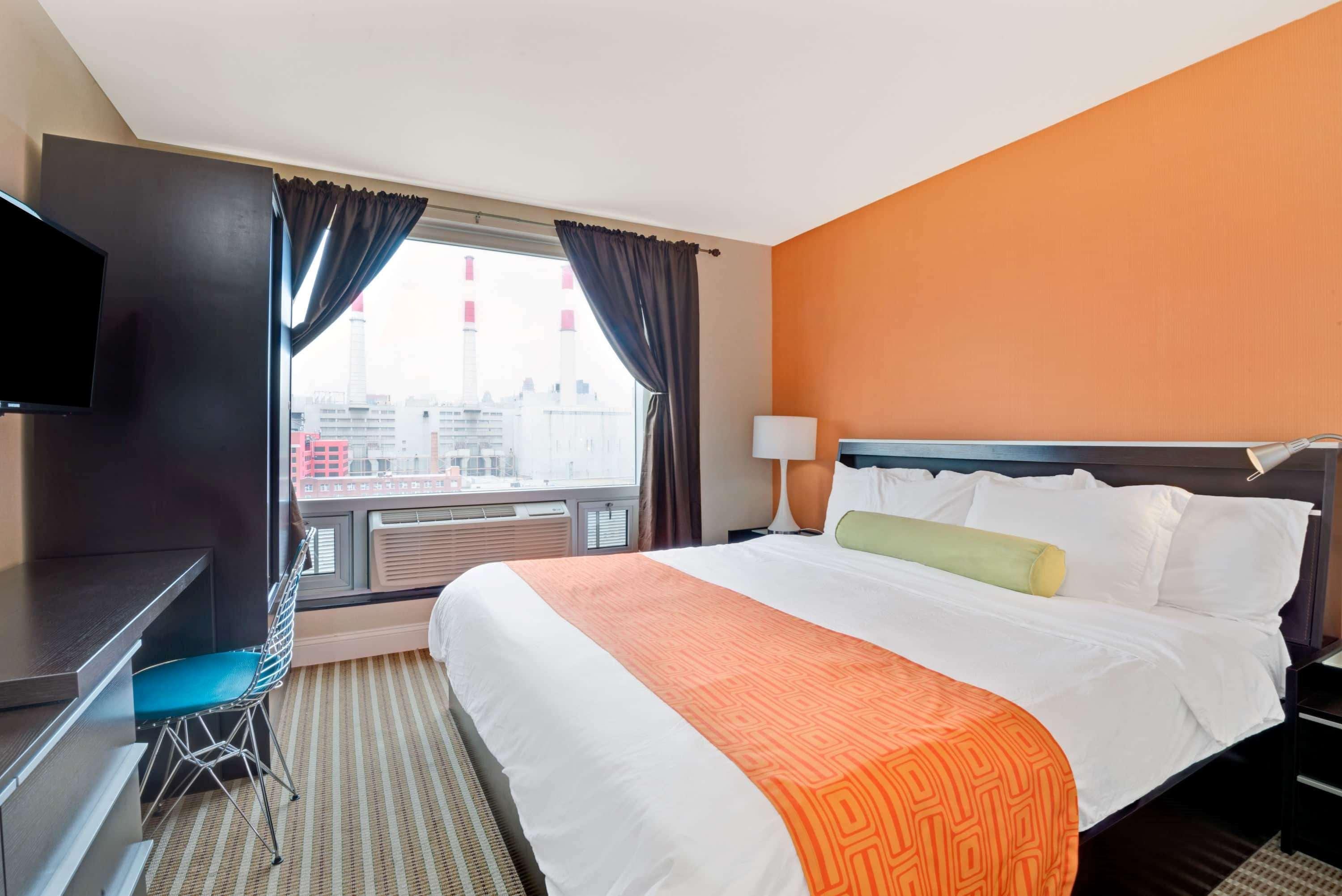 Howard Johnson By Wyndham Long Island 2*