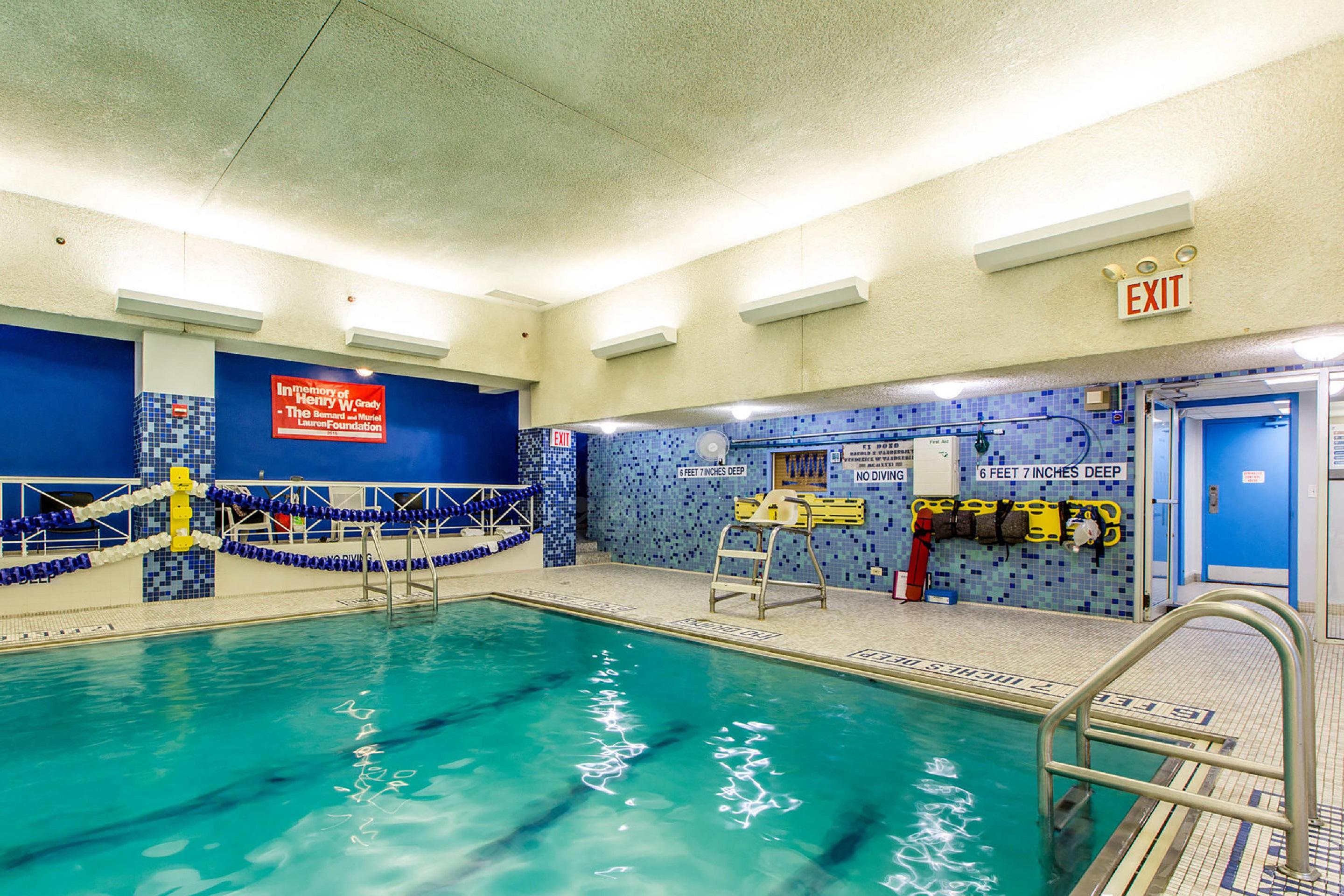 Vanderbilt Ymca Auberge de jeunesse *